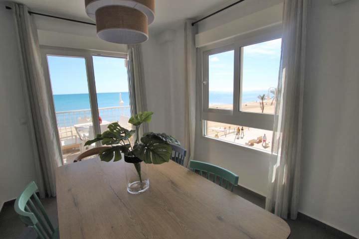 Appartamento Apartamento Primera Linea Playa Centro De Guardamar Guardamar del Segura Esterno foto